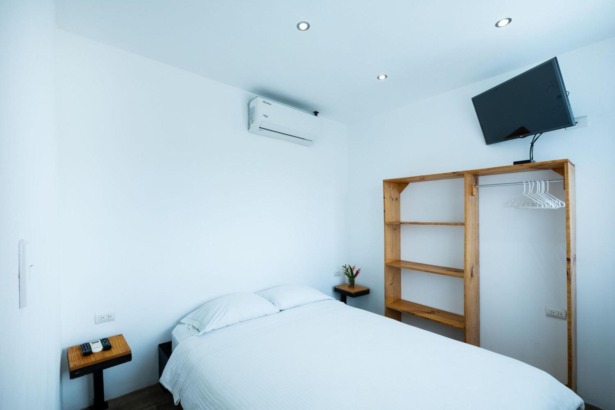 Hotel Bamboo 哈科 外观 照片